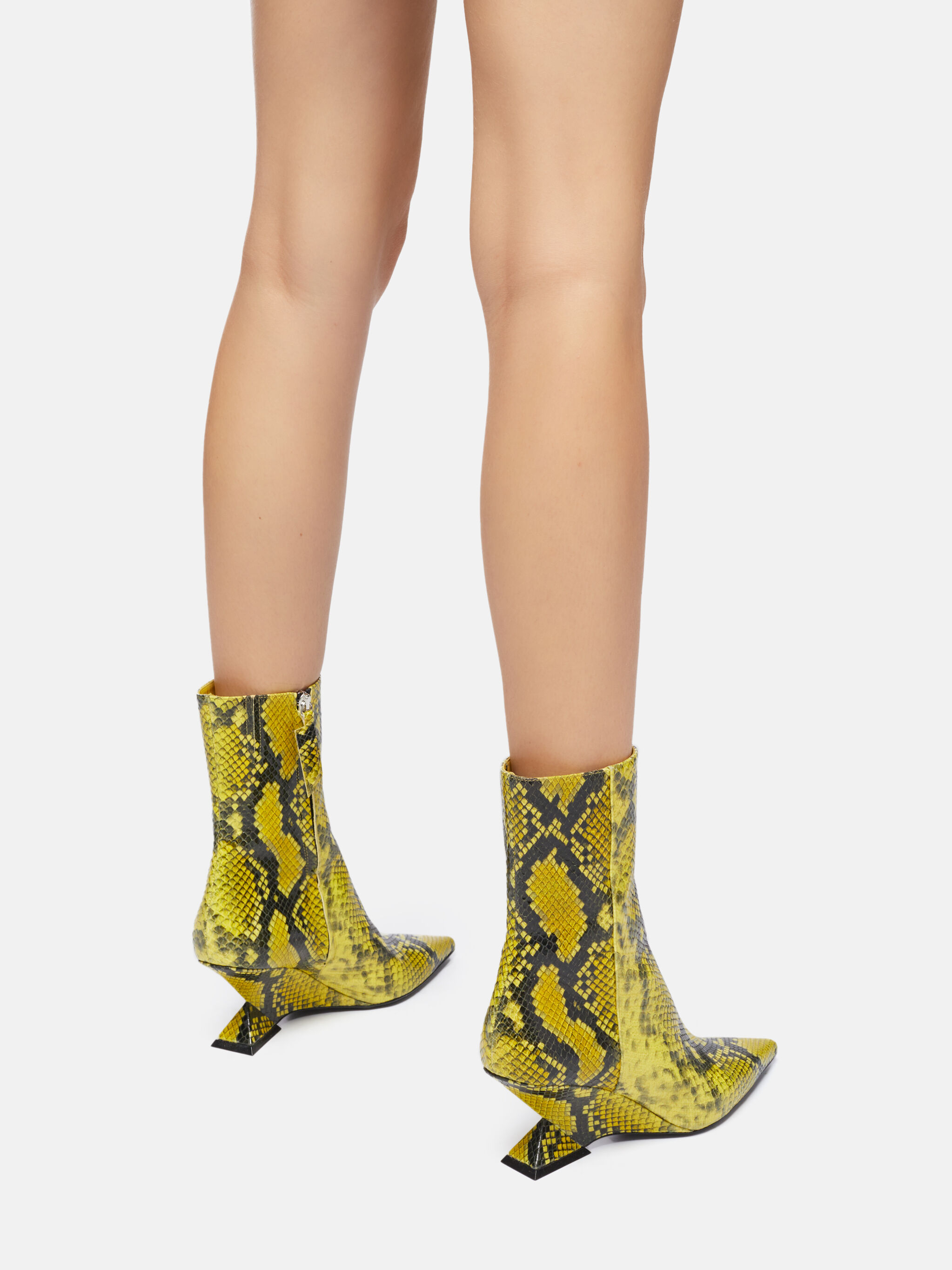 ''Cheope'' fluo yellow ankle boot